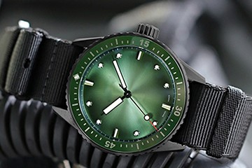 南京江诗丹顿手表官方售后洗油