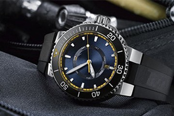 南京江诗丹顿手表有水珠维修